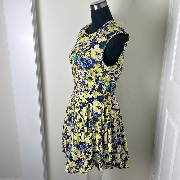 vintage Cottage Floral  Cute Drop Waist Dress Size 12 - Picture 9 of 11